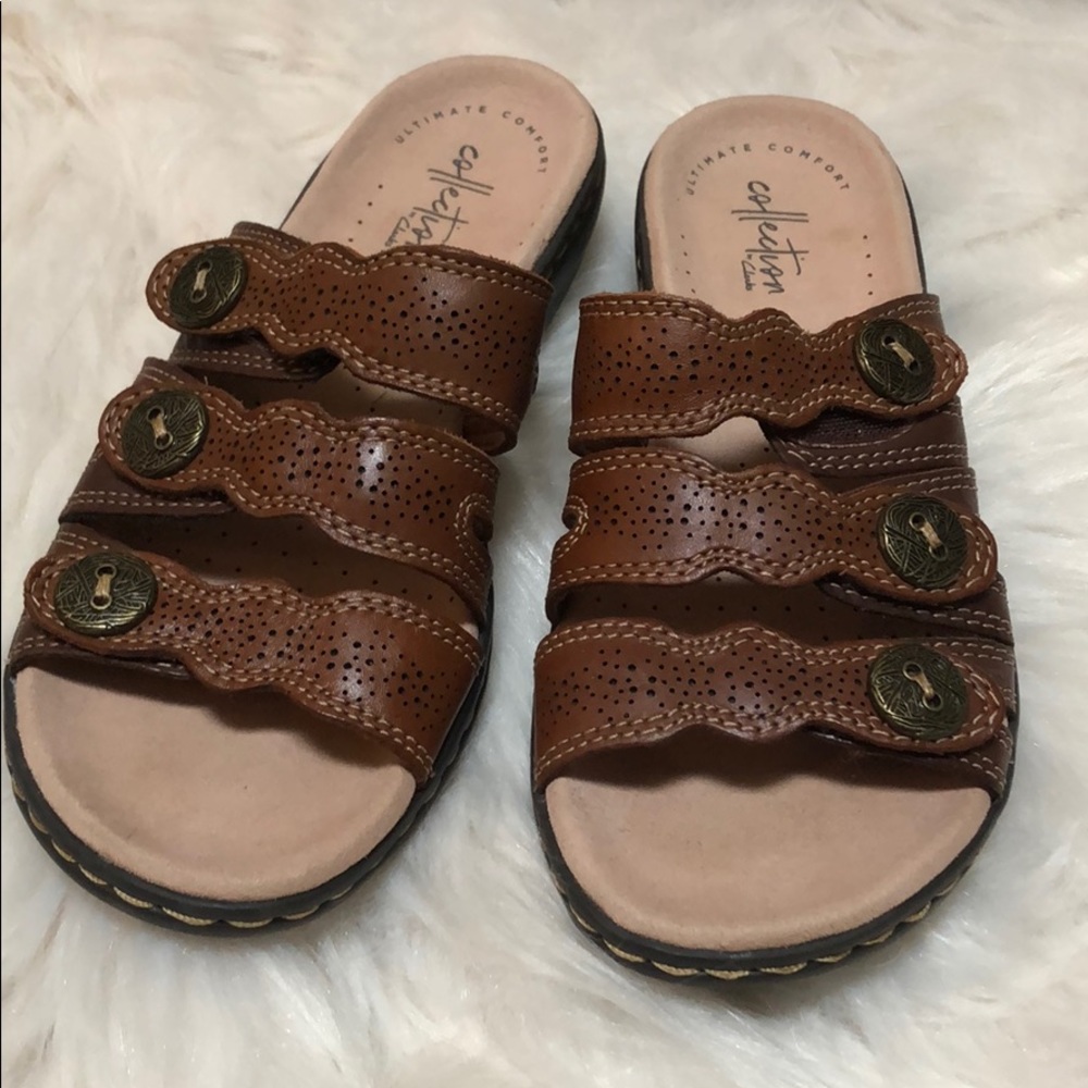 Brown leather Clarks Leisa Grace sandals.